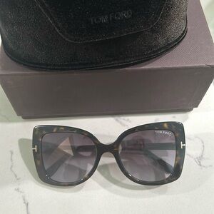 Tom Ford Gianna cat eye tortoise sunglasses